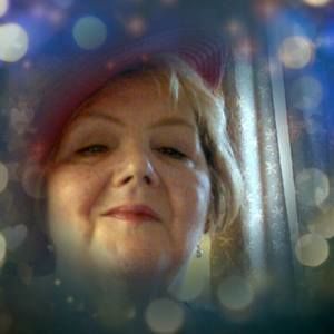 Meet your Posher, Connie